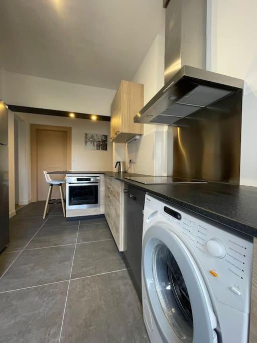 Mulhouse, Urban Family Nest Apartment Luaran gambar